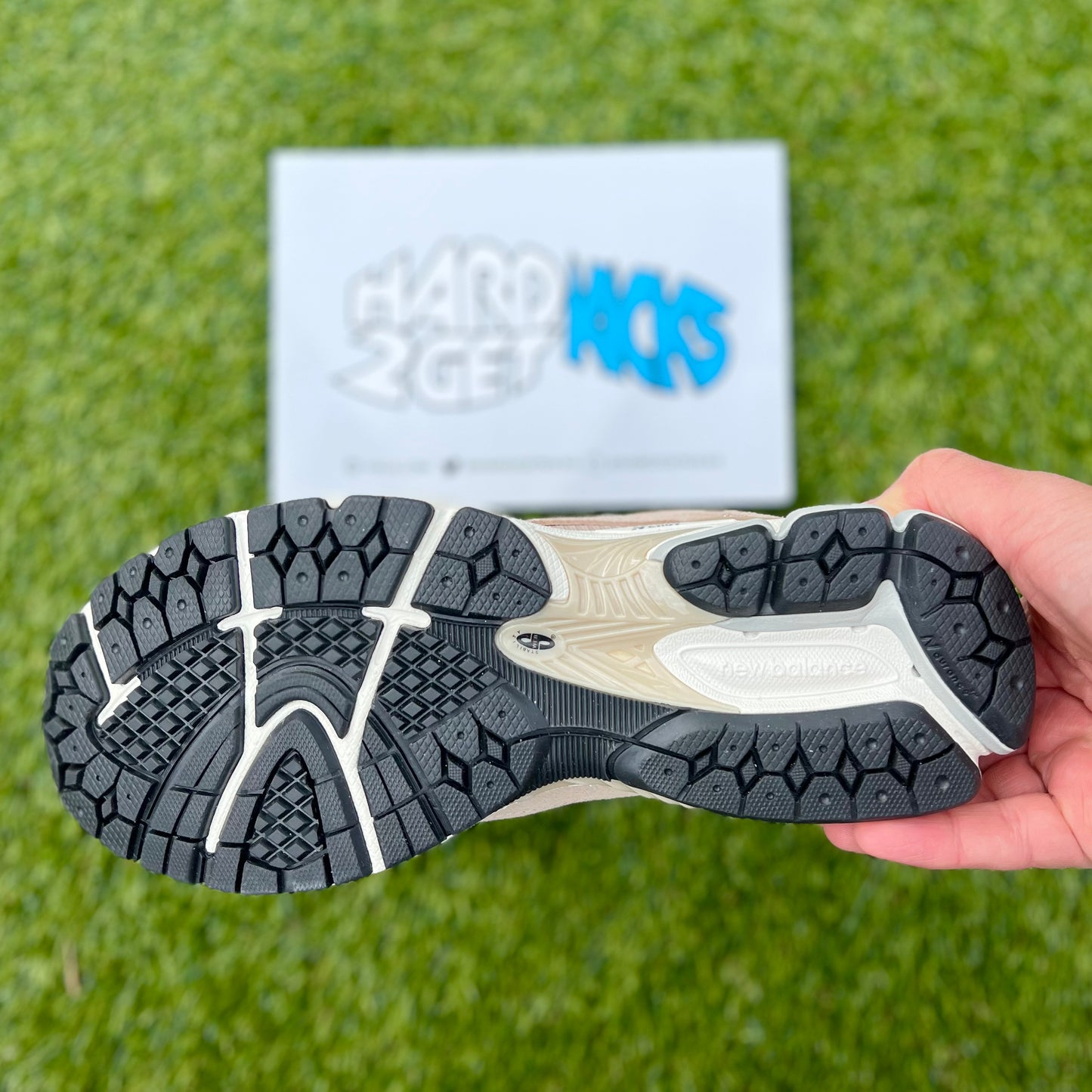 New Balance 1906R - Cream Mindful Grey