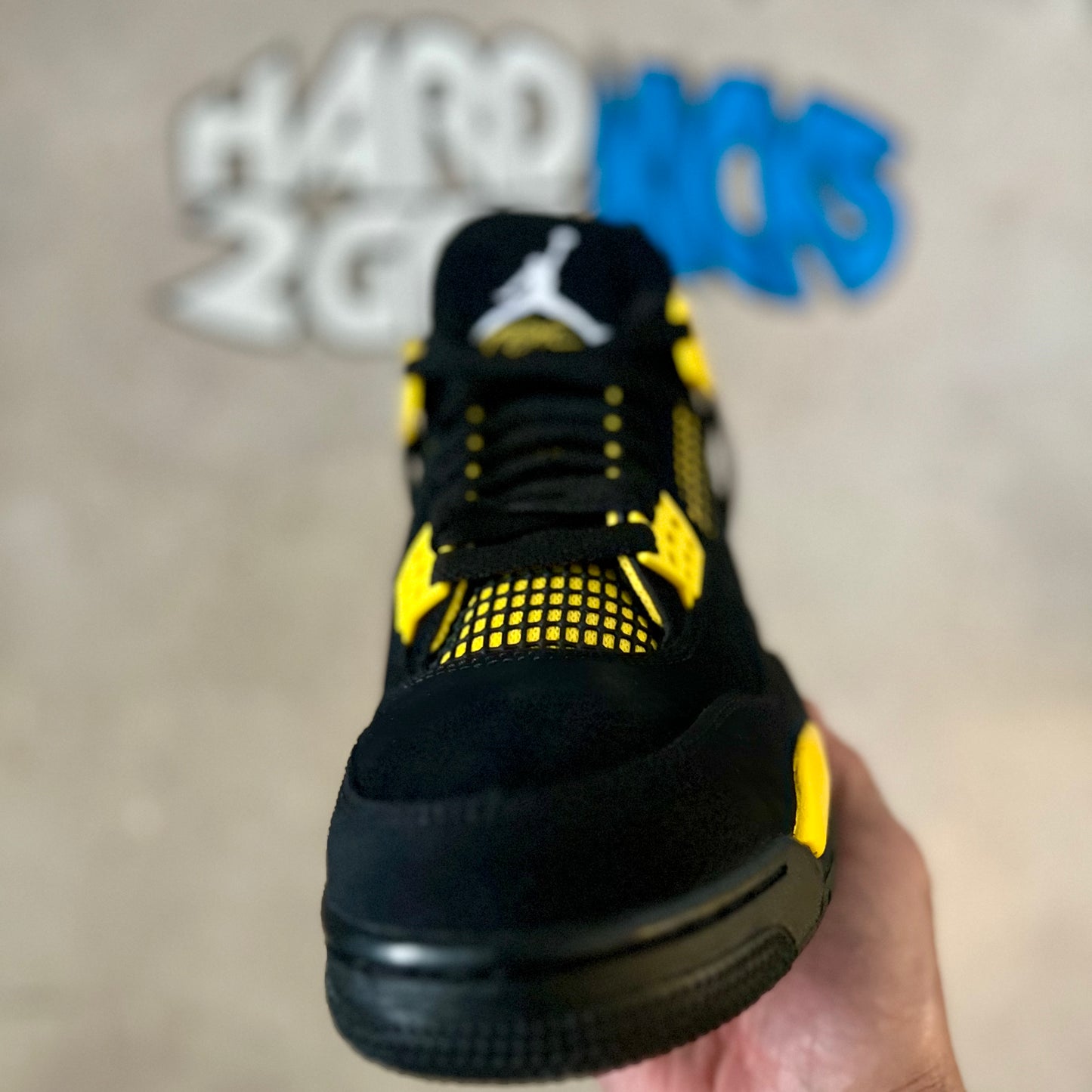 Air Jordan 4 Retro - Yellow Thunder