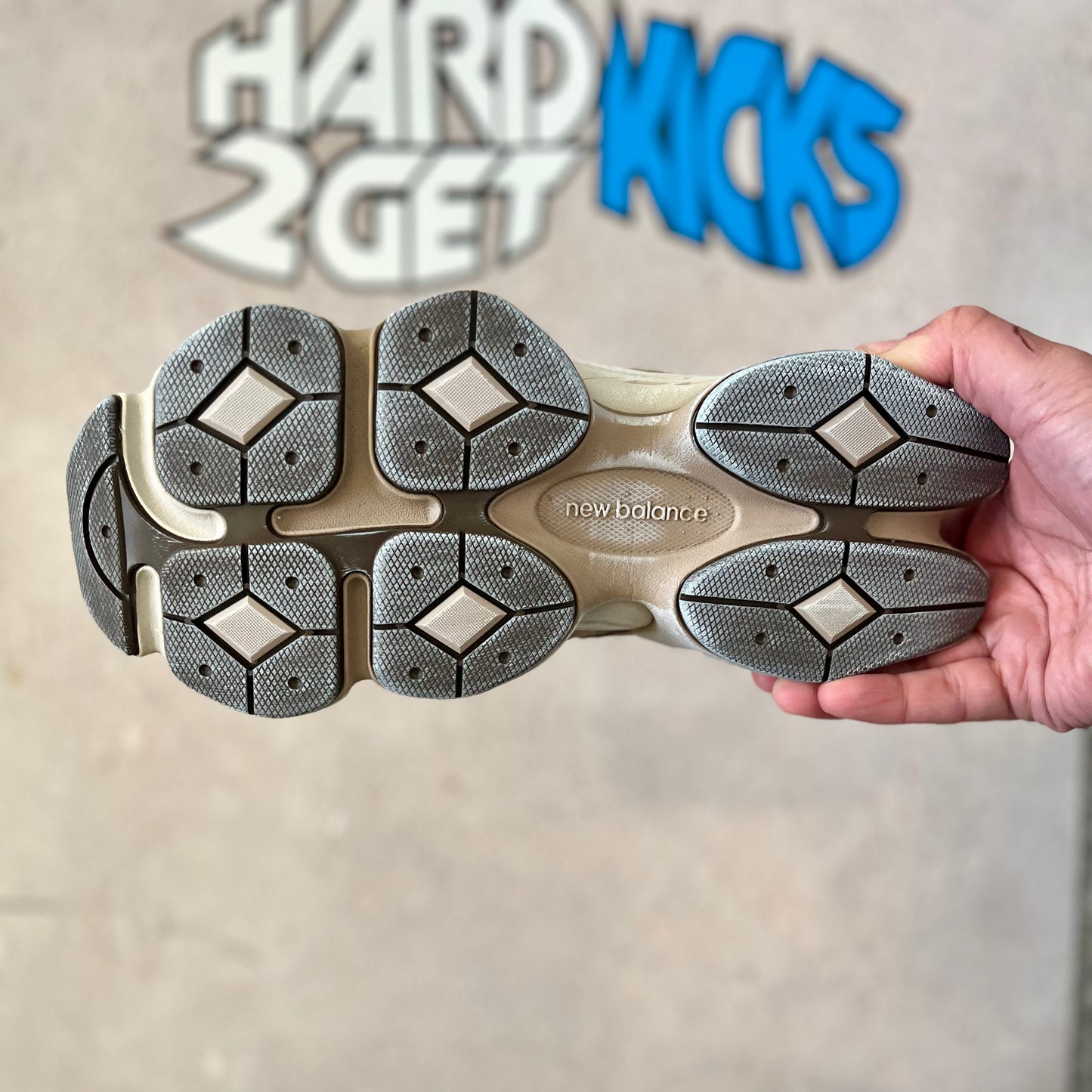 New Balance 9060 - Dark Mushroom