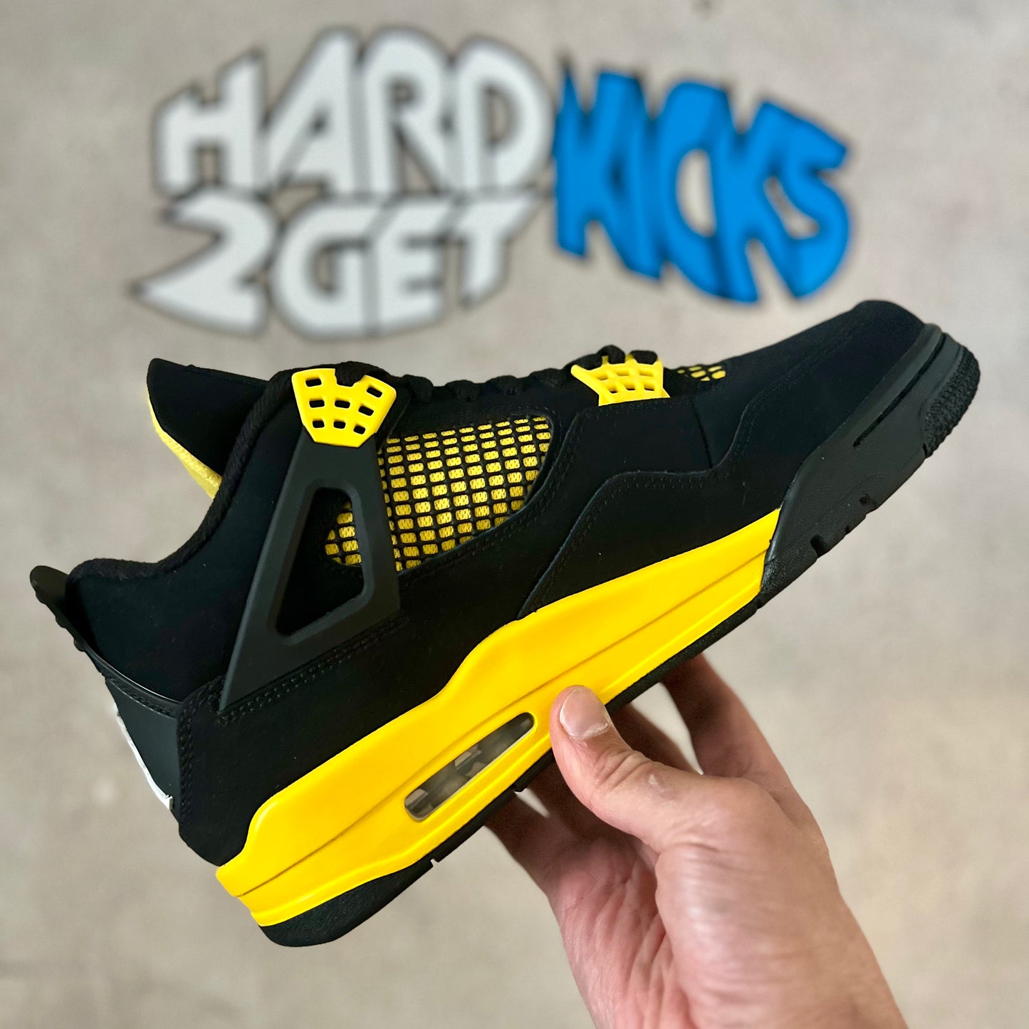 Air Jordan 4 Retro - Yellow Thunder