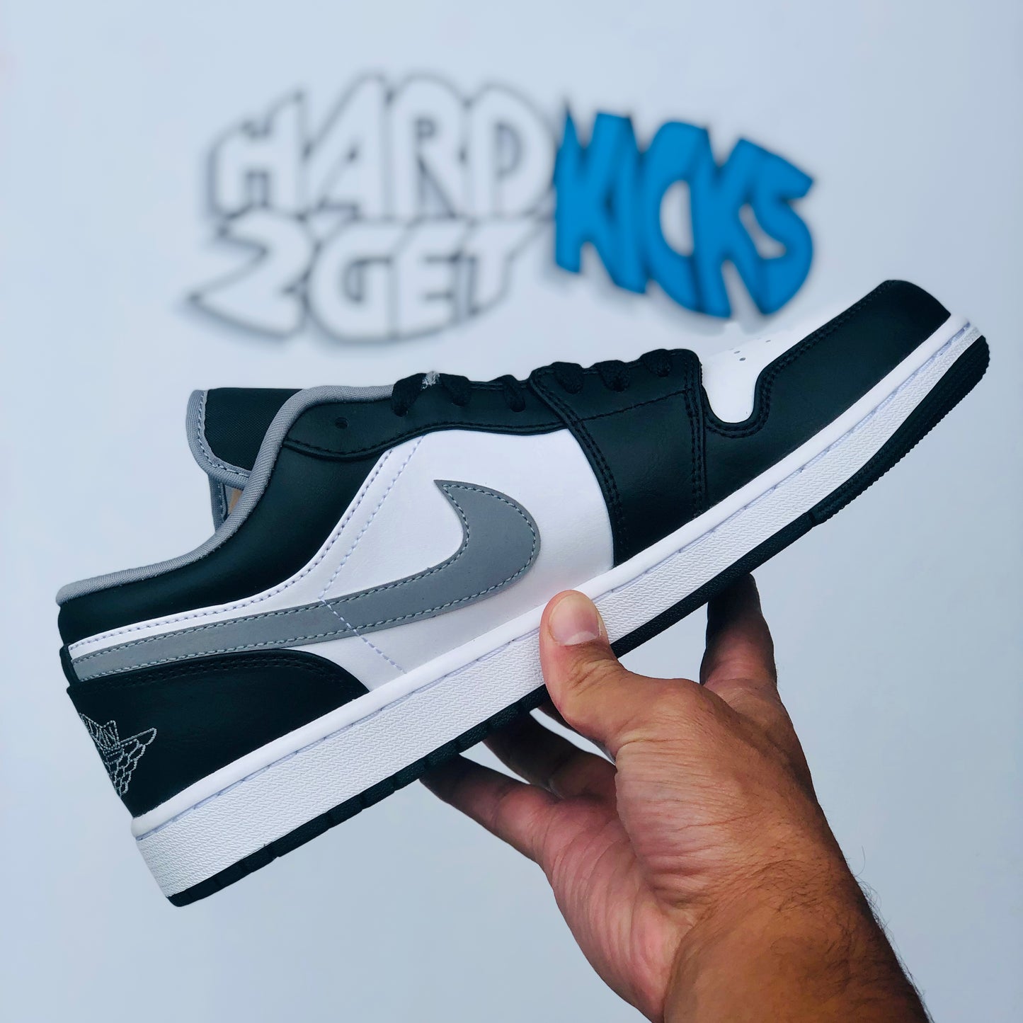 Air Jordan 1 Low - Shadow 3.0
