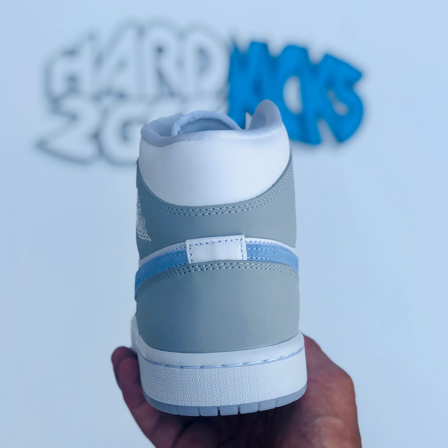 Wmns Air Jordan 1 Mid - Wolf Grey