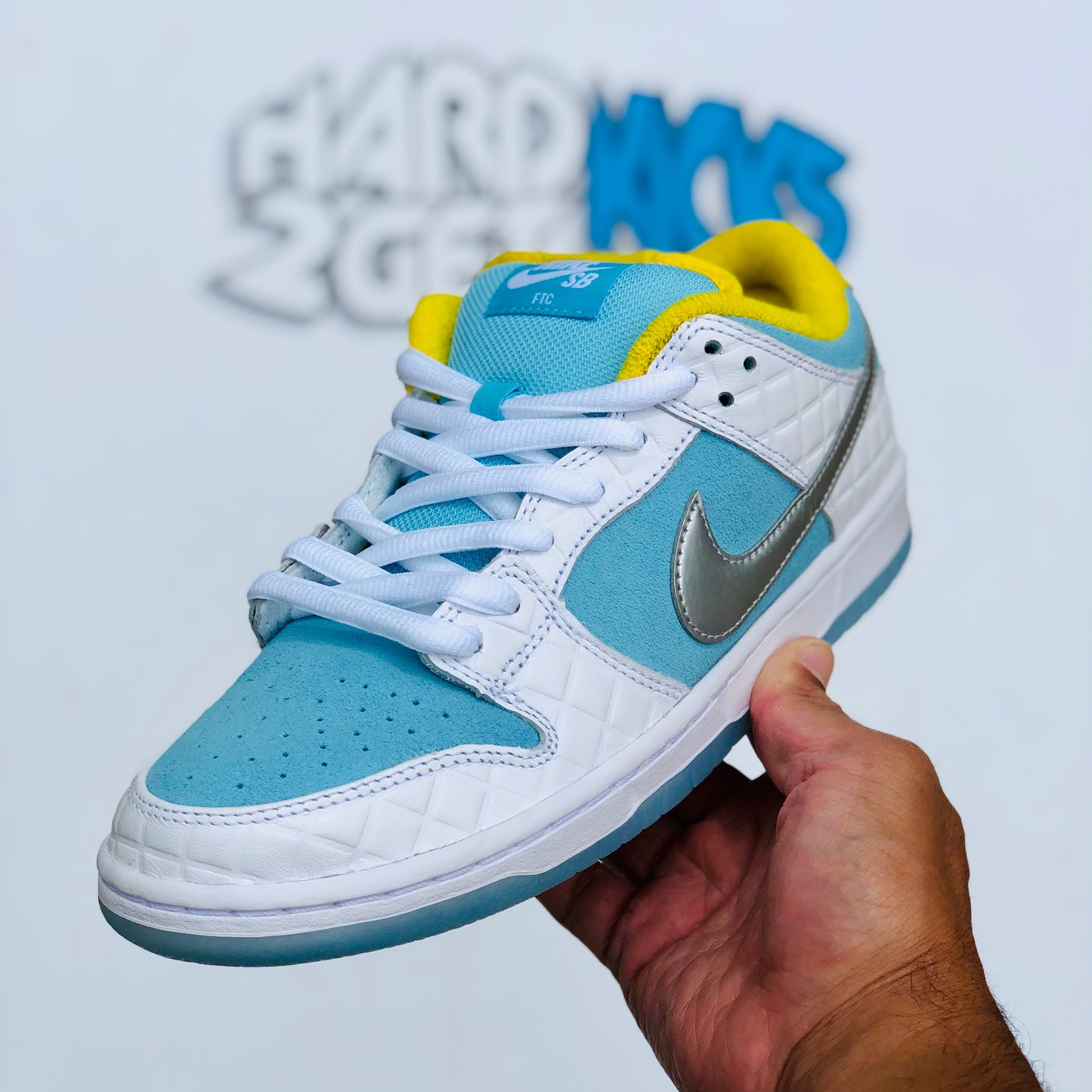 Nike SB Dunk Low Pro QS - FTC