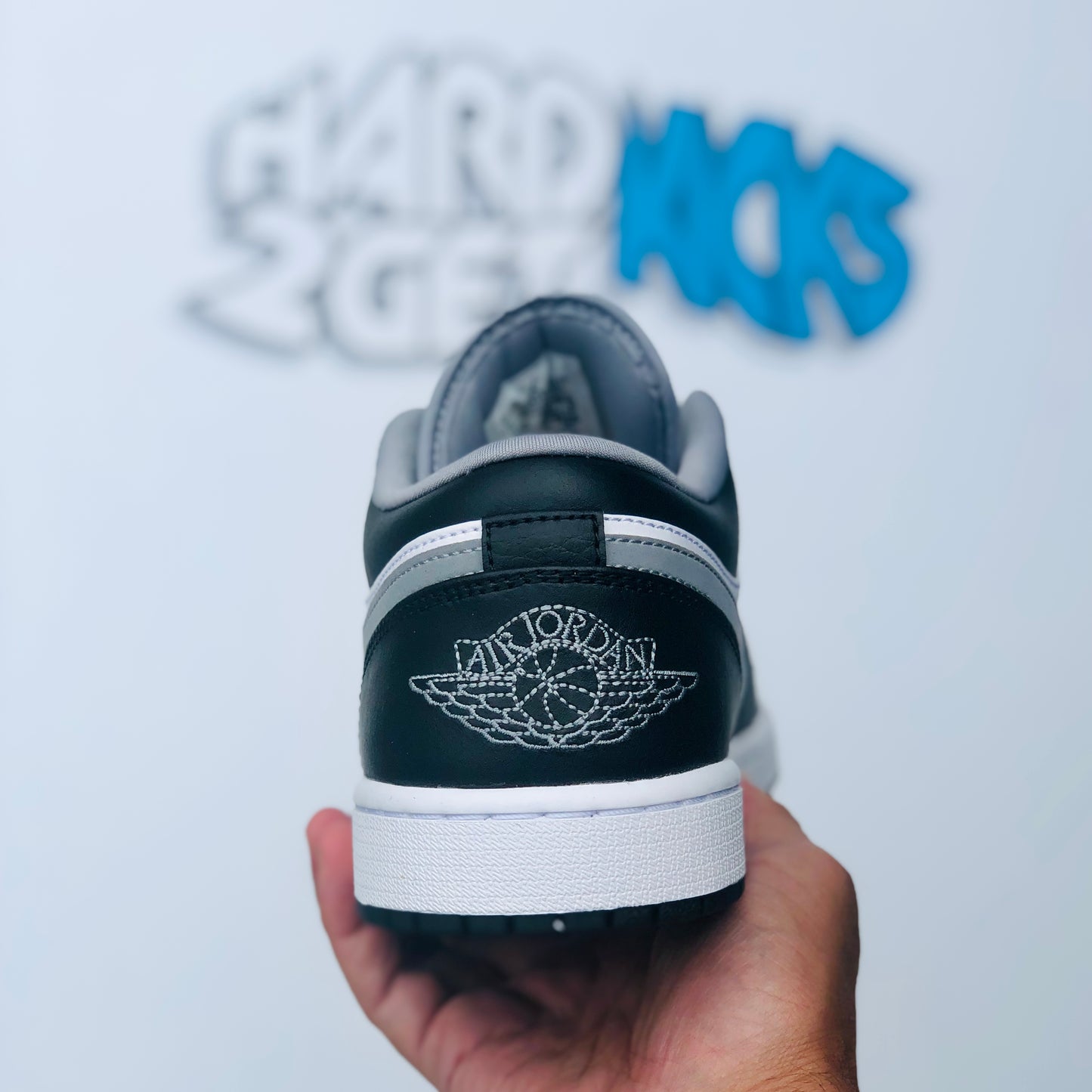 Air Jordan 1 Low - Shadow 3.0