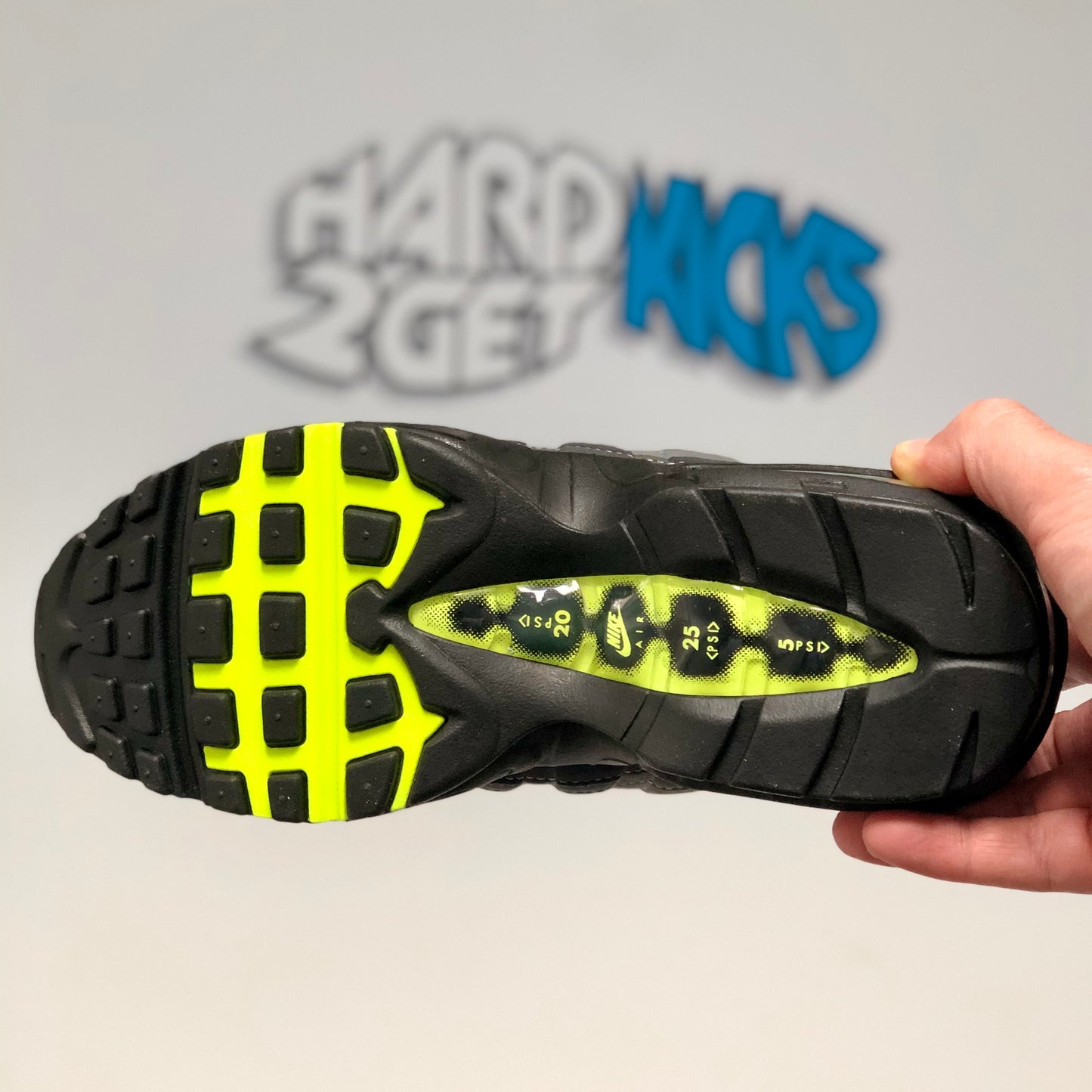 Nike Air Max 95 OG - Neon