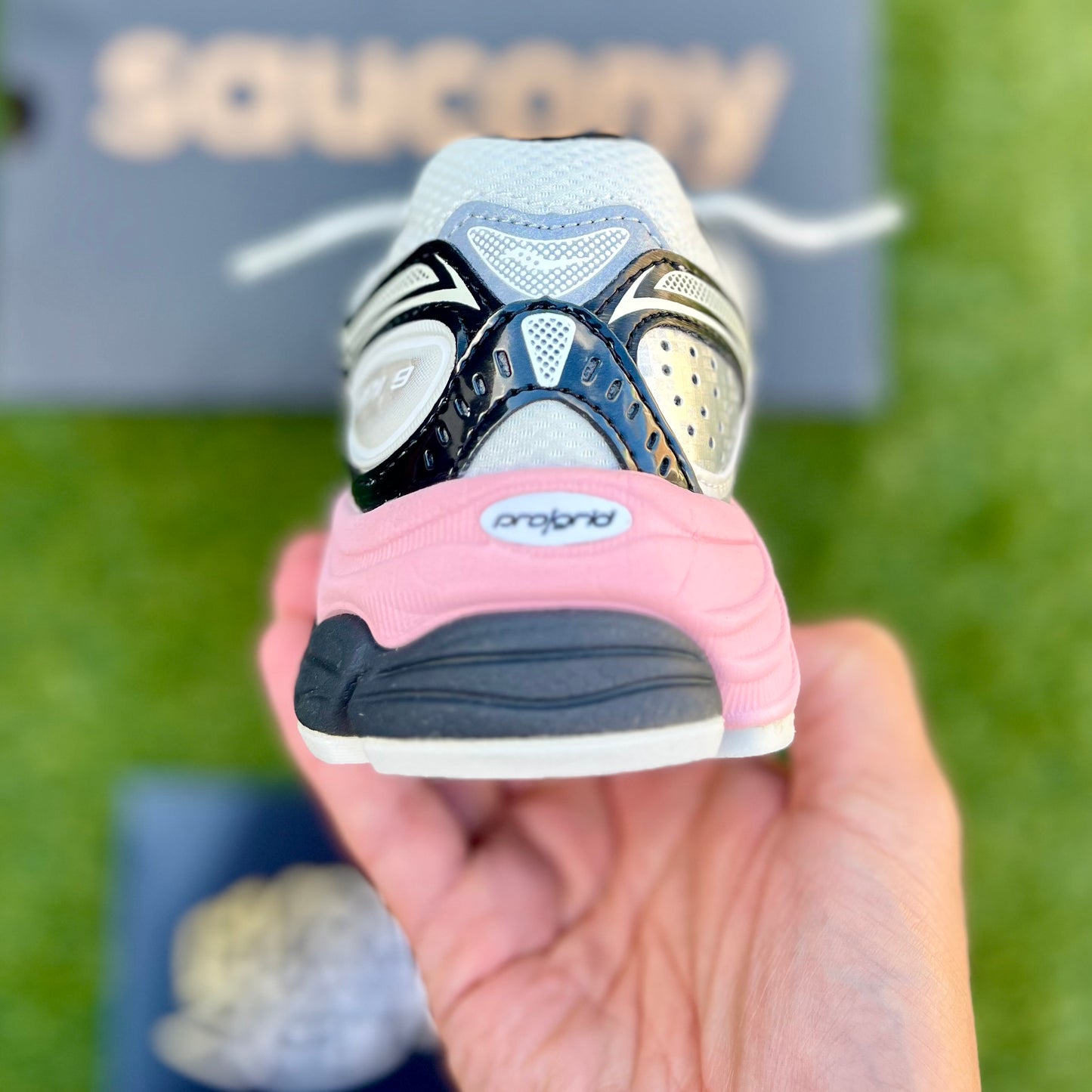 Saucony Progrid Omni 9 - Quartz (EU Exclusive)