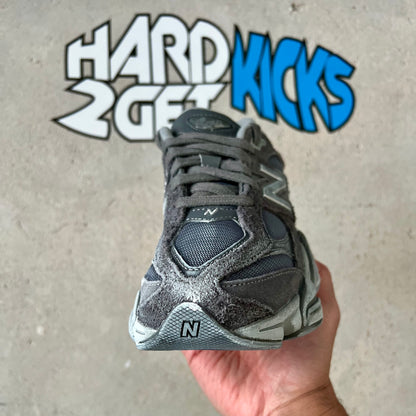 New Balance 9060 - Magnet