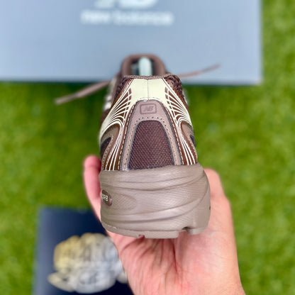 New Balance 740 - Brown/Cream (EU Exclusive)