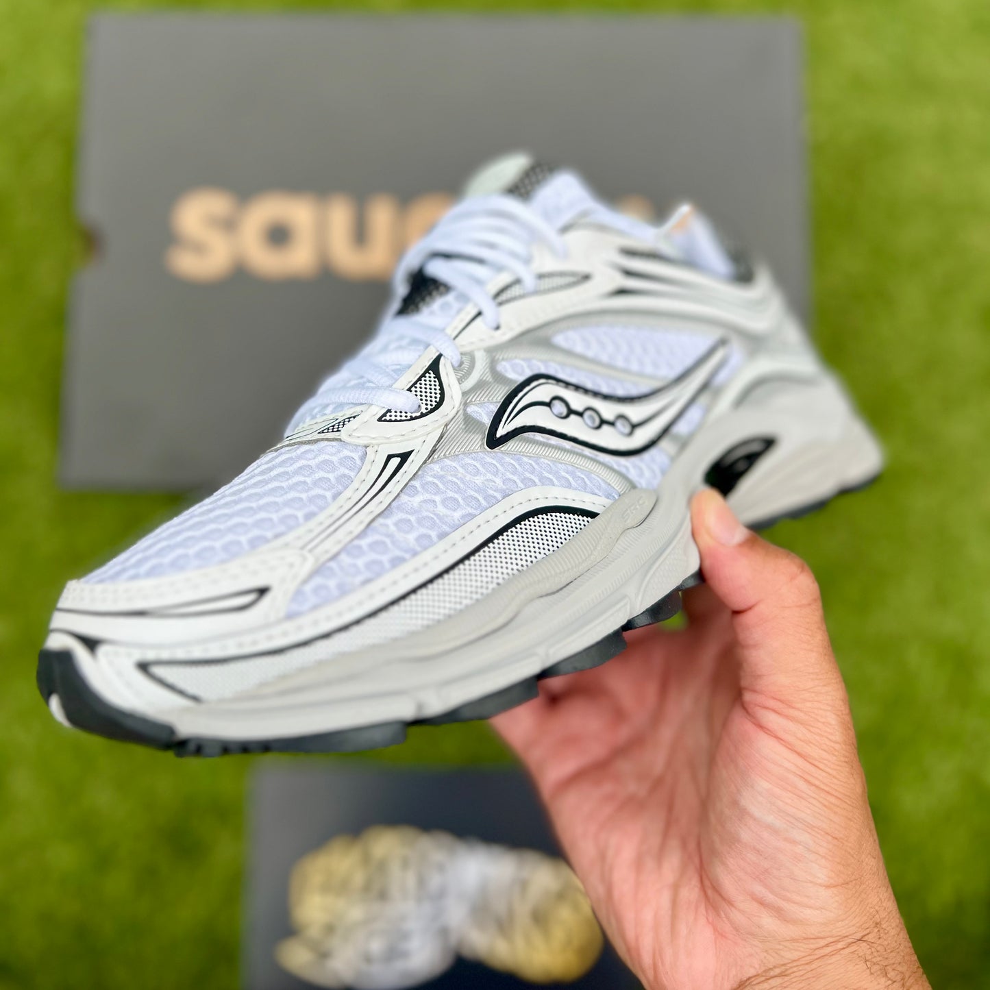 Saucony Progrid Omni 9 - White/Cadet