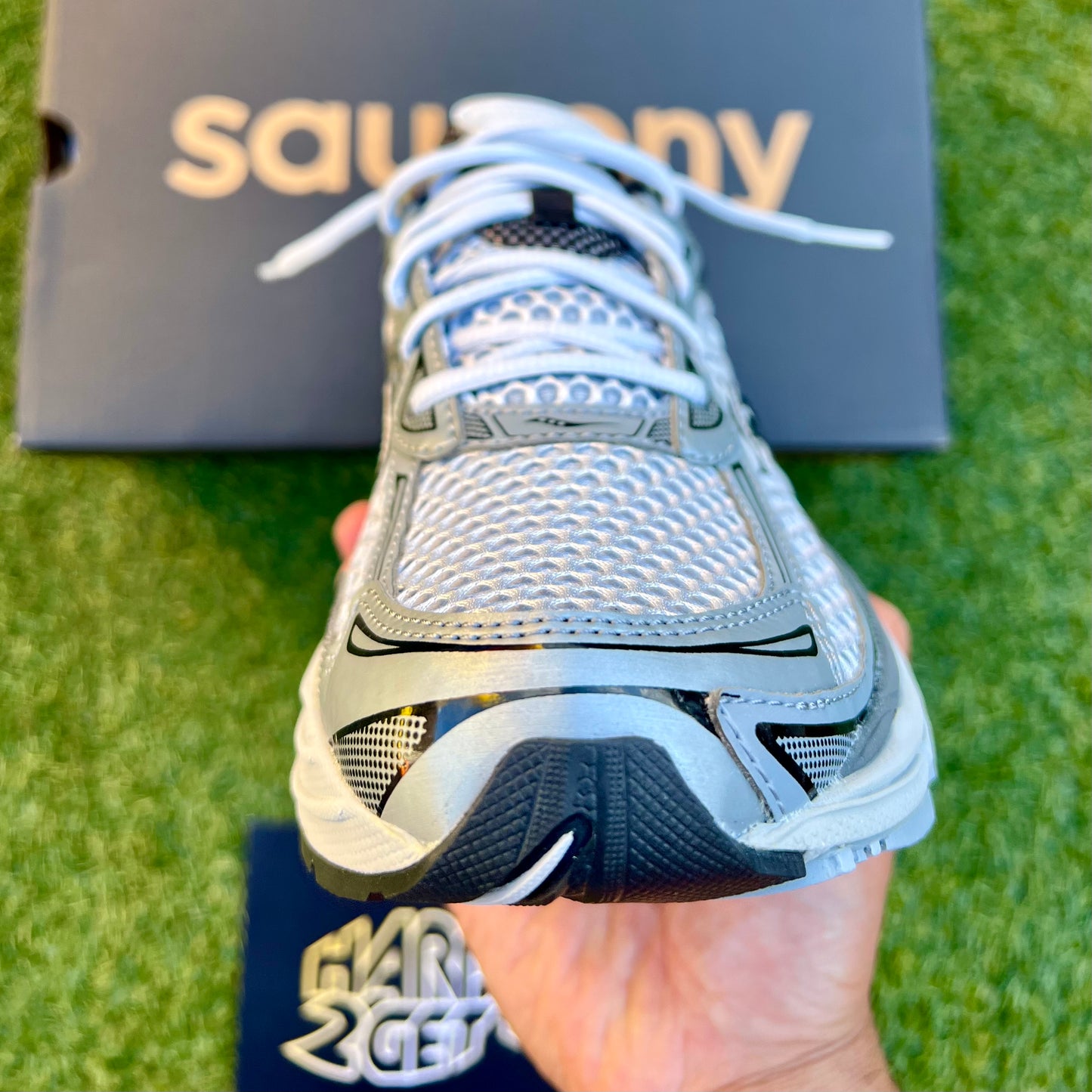 Saucony Progrid Omni 9 - Microchip