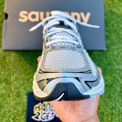 Saucony Progrid Omni 9 - Microchip
