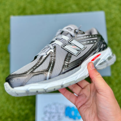 New Balance 1906R - Metallic