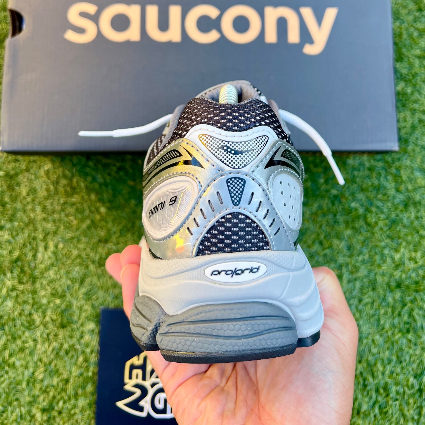 Saucony Progrid Omni 9 - Microchip