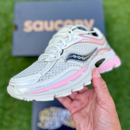 Saucony Progrid Omni 9 - Eggshell/Touch Creme