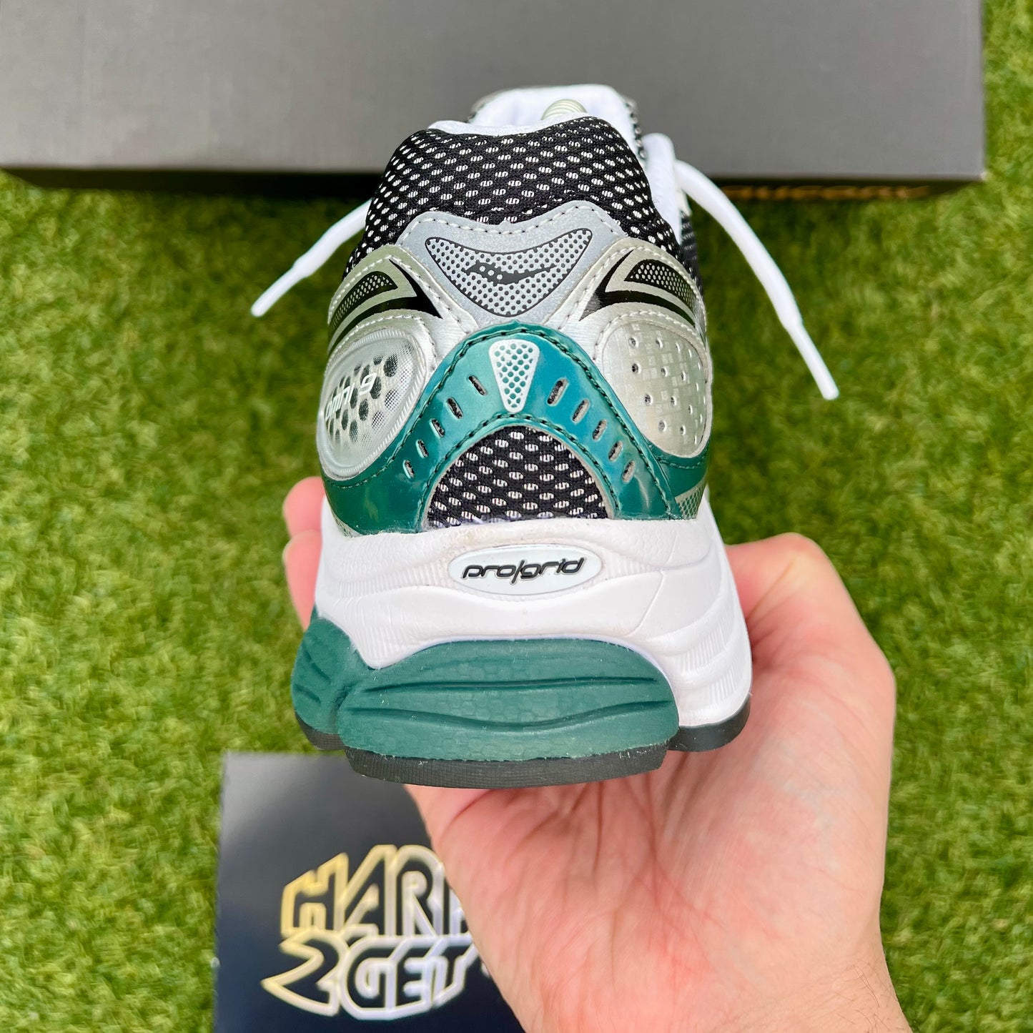 Saucony Progrid Omni 9 - Pine Green
