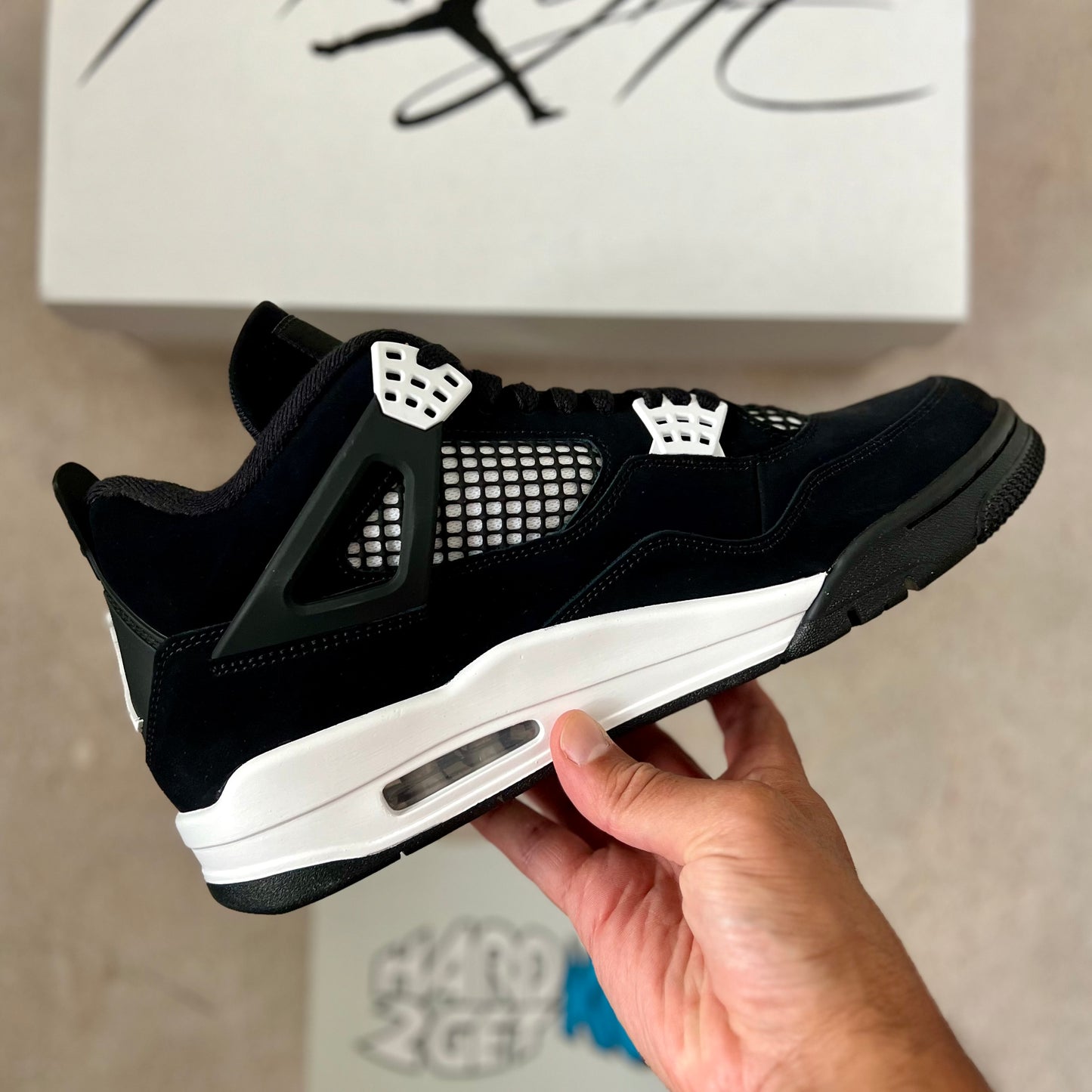 Air Jordan 4 Retro - White Thunder