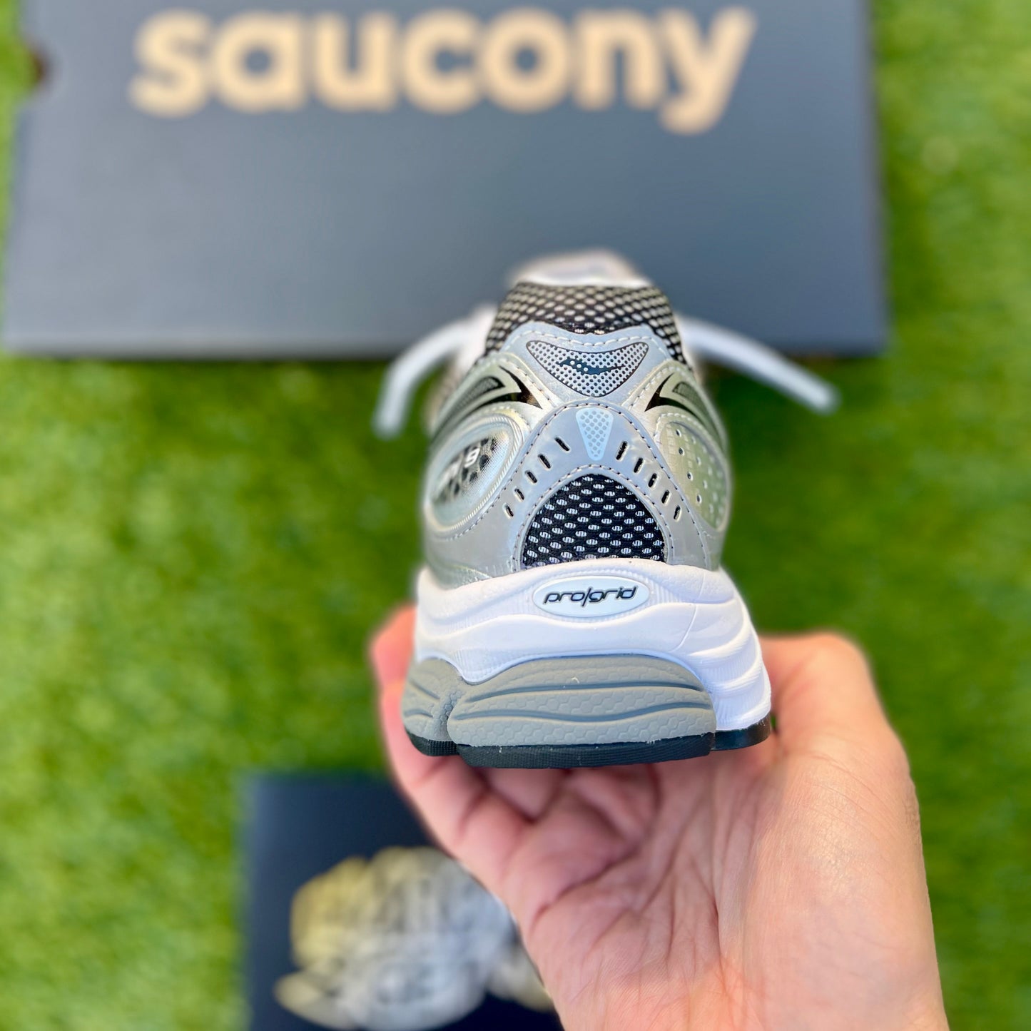 Saucony Progrid Omni 9 - Grey/Silver