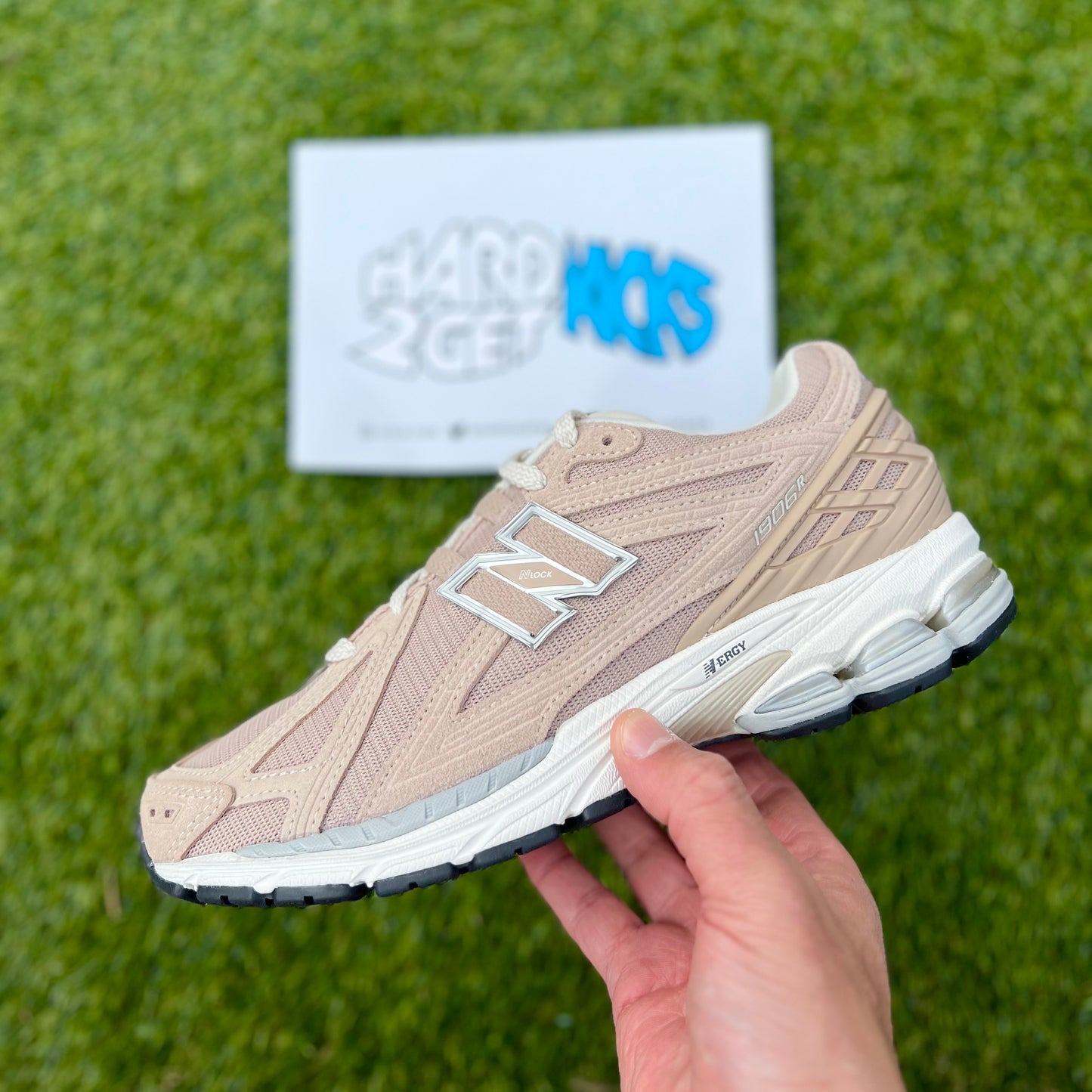 New Balance 1906R - Cream Mindful Grey
