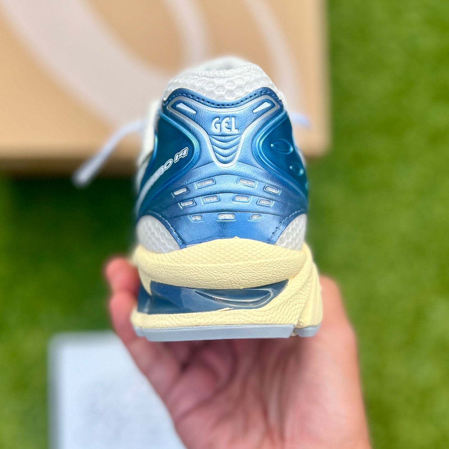 Asics Gel Kayano 14 - Cream/Denim Blue