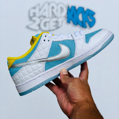 Nike SB Dunk Low Pro QS - FTC