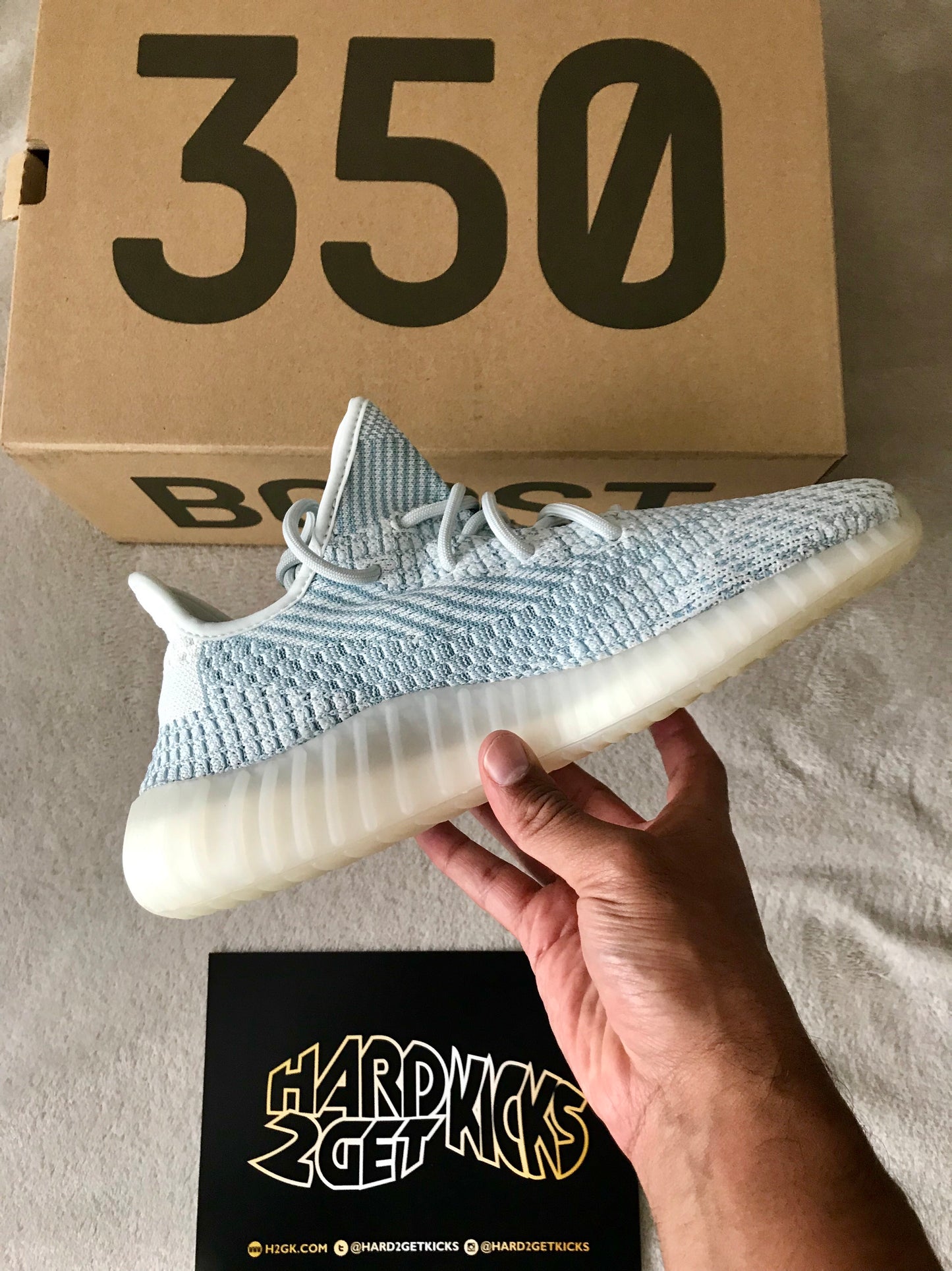 Yeezy Boost 350 V2 - Cloud (non-reflective)