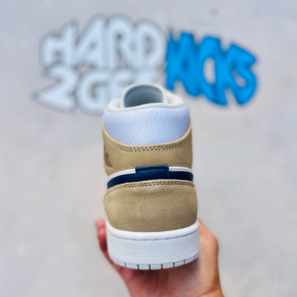 Air Jordan 1 Mid - Tan Suede