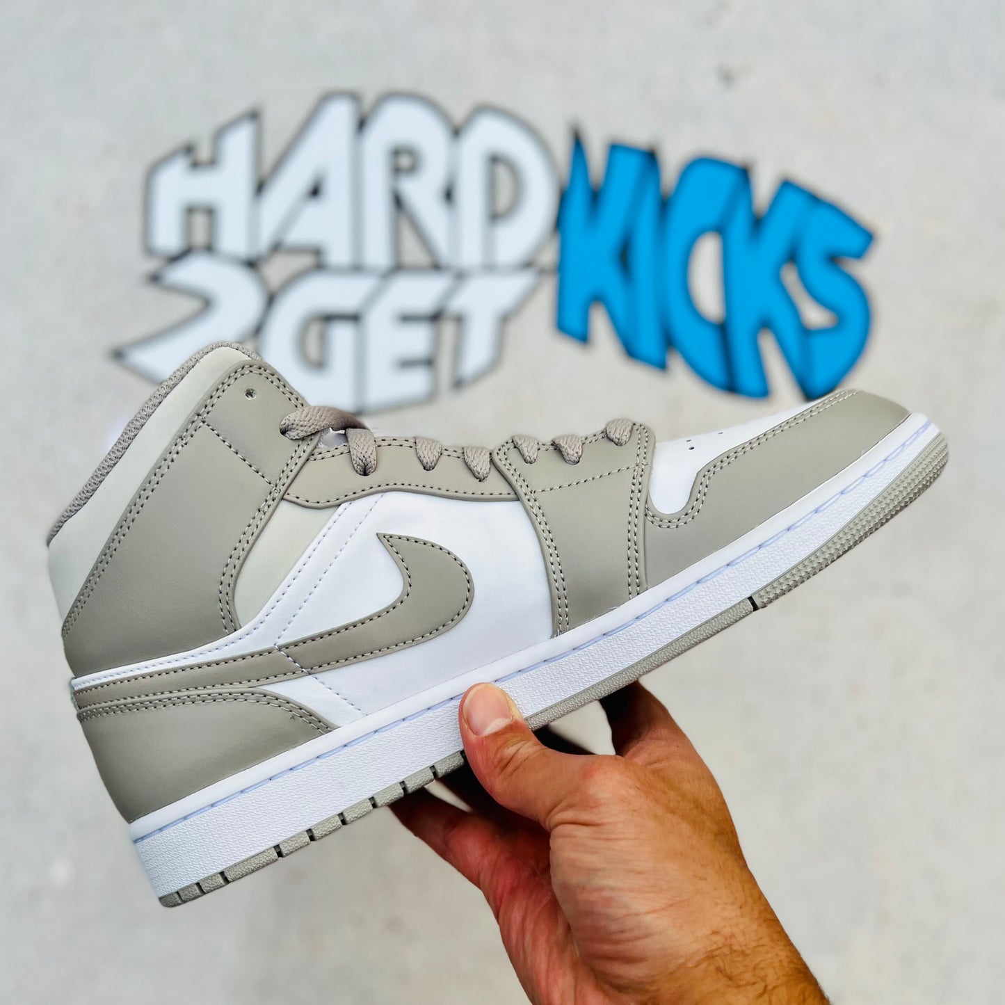 Air Jordan 1 Mid - Linen