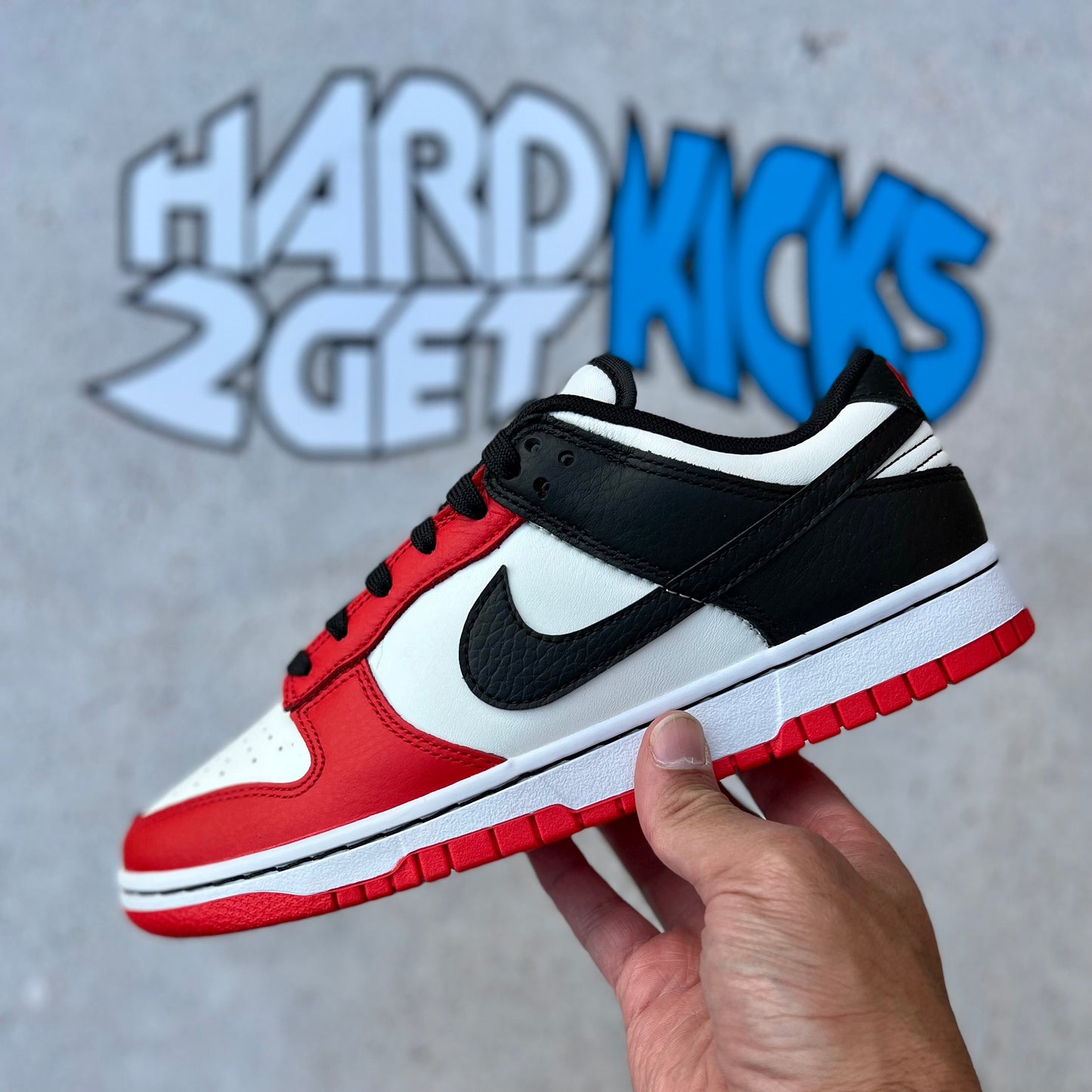 Nike Dunk Low Retro EMB - Chicago Bulls