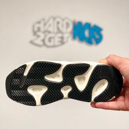 Yeezy Boost 700 Kids - Wave Runner