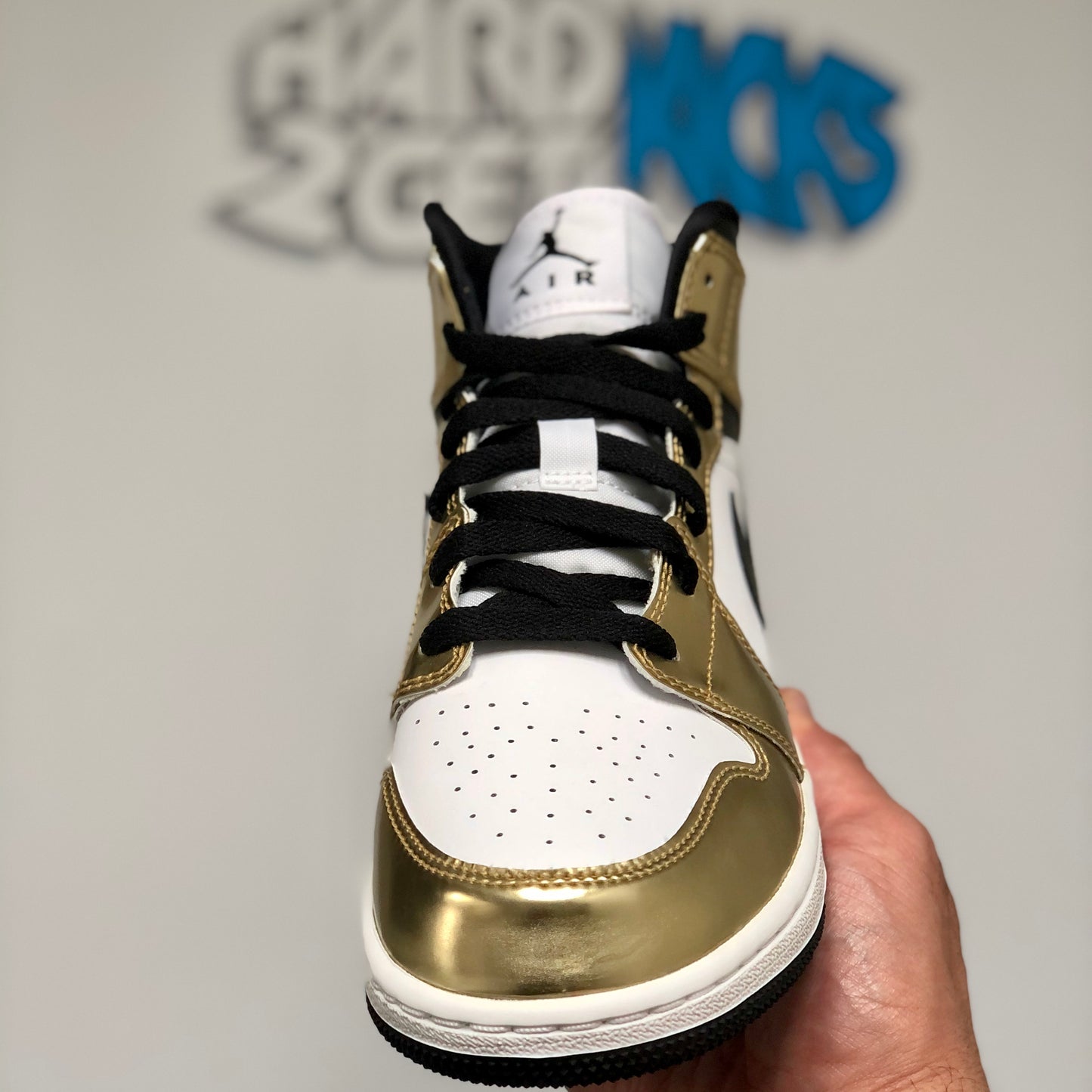 Air Jordan 1 Mid SE GS - Metallic Gold