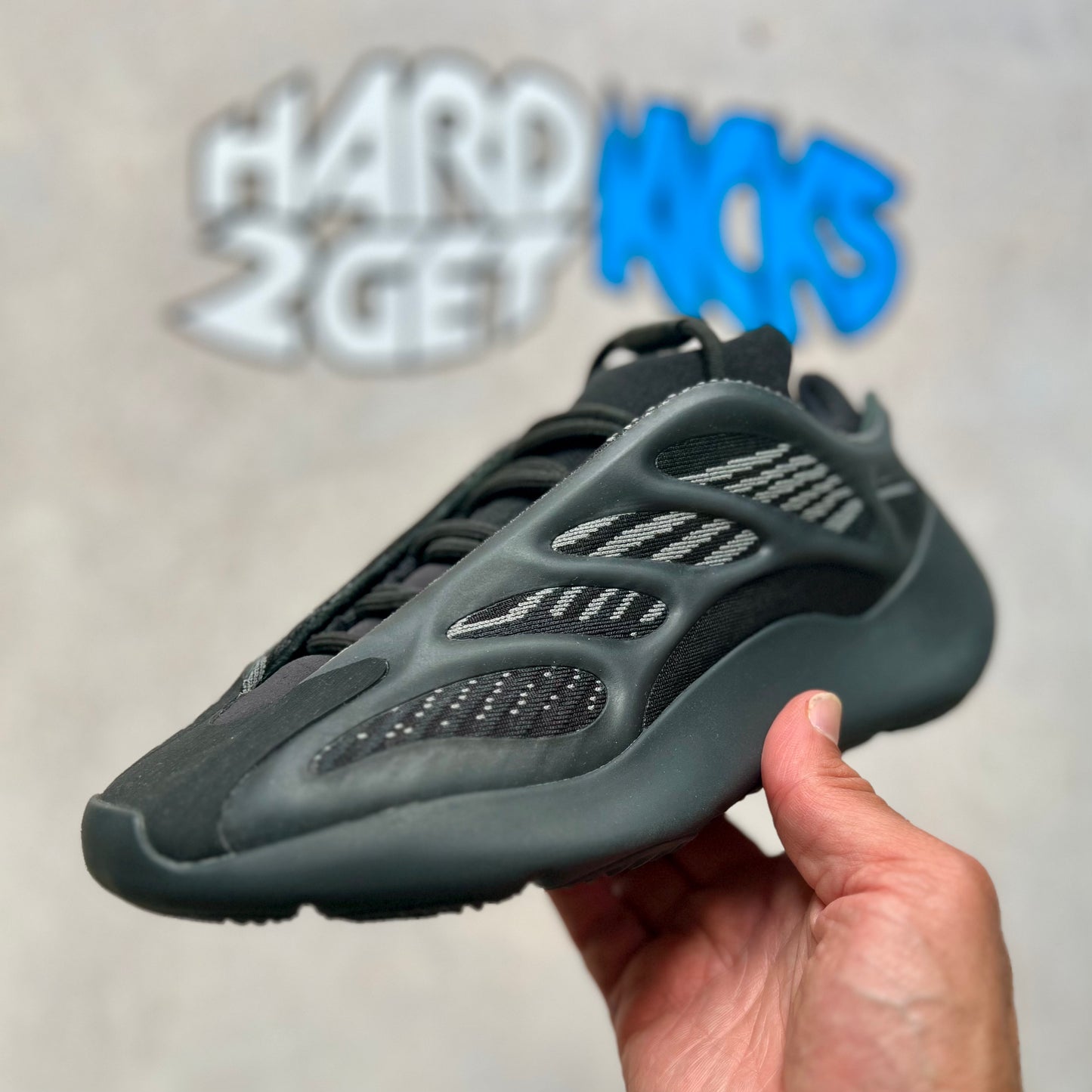 Yeezy 700 V3 - Dark Glow