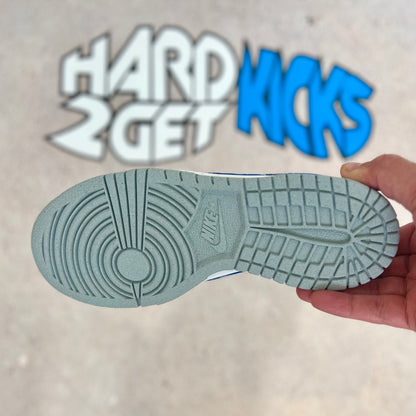 Nike Dunk Low GS - Mini Swoosh Wolf Grey