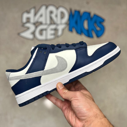 Nike Dunk Low - Midnight Navy