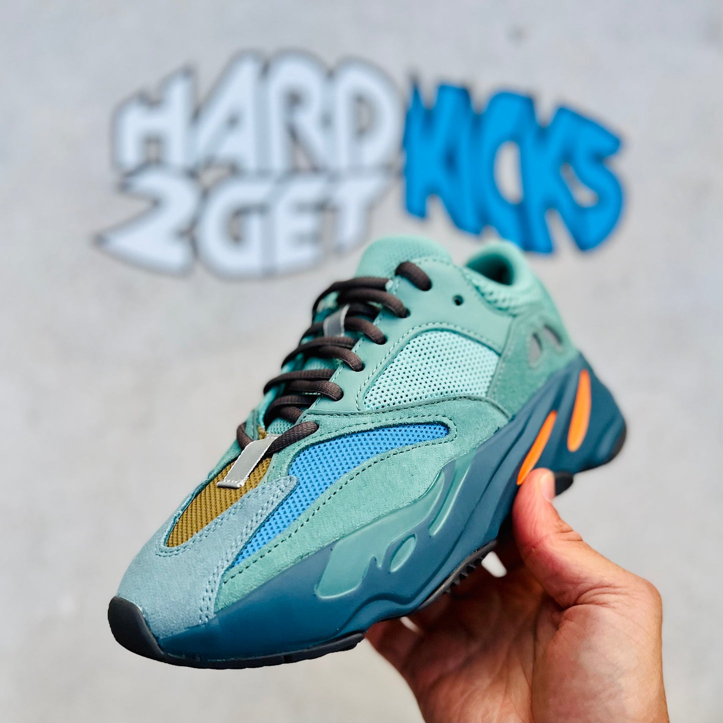 Yeezy Boost 700 - Faded Azure