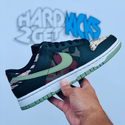 Nike Dunk Low SE - Black/Multi Camo