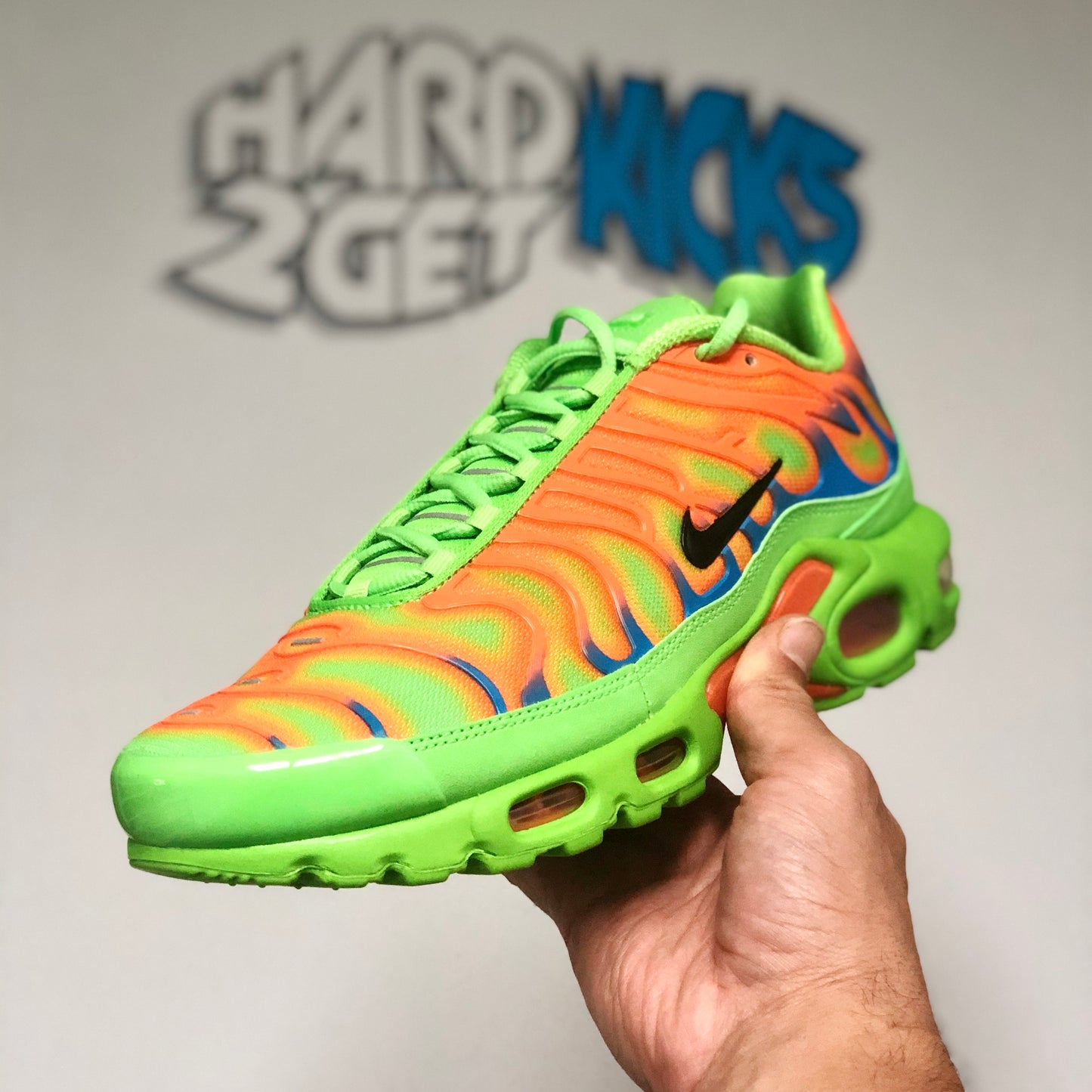 Supreme x Nike Air Max Plus - Mean Green