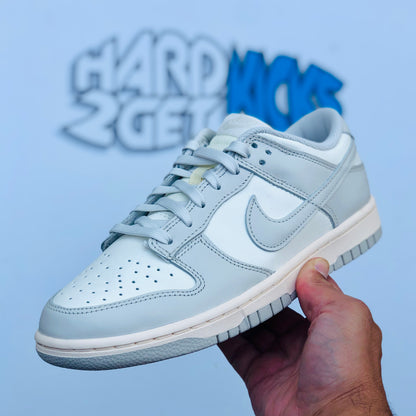 Wmns Nike Dunk Low - Light Bone