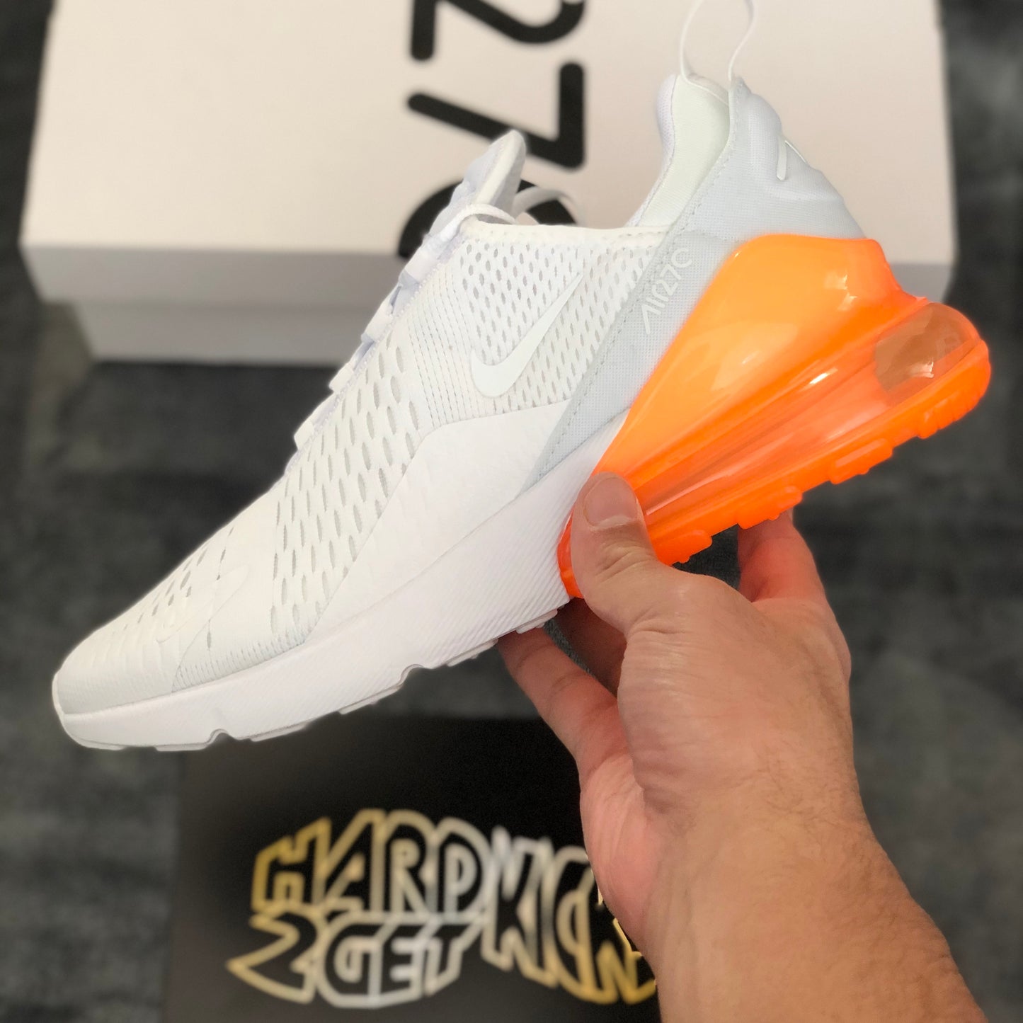 Nike Air Max 270 - White/Total Orange