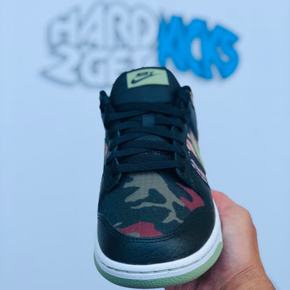 Nike Dunk Low SE - Black/Multi Camo