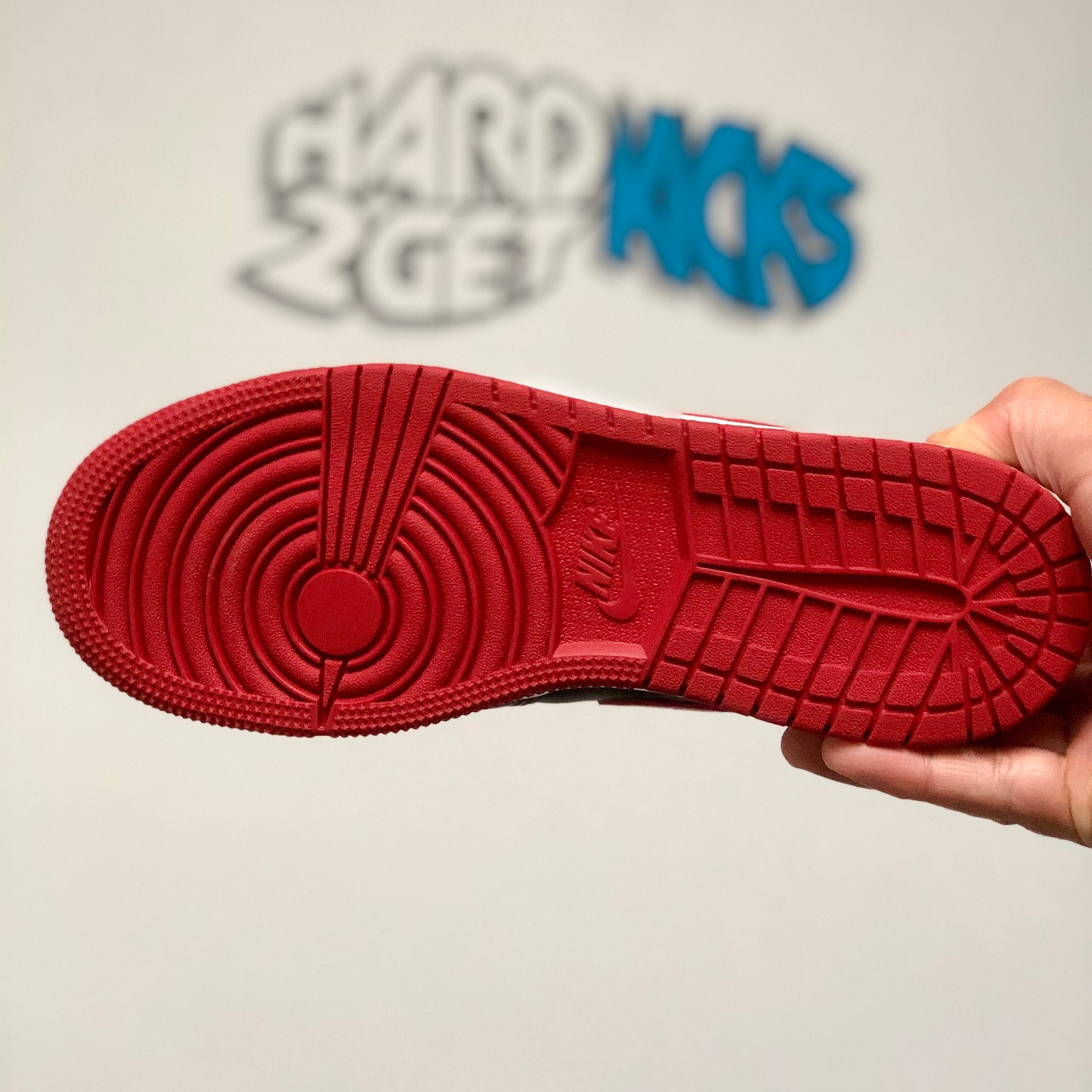 Air Jordan 1 Mid GS - Bred (Banned)