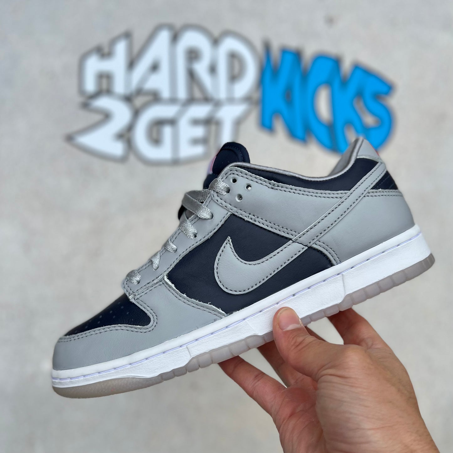 Wmns Nike Dunk Low SE - College Navy