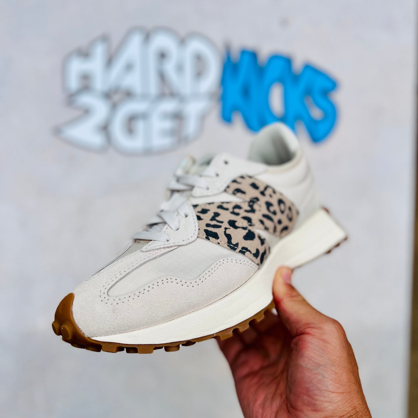 New Balance 327 - Leopard Moonbeam