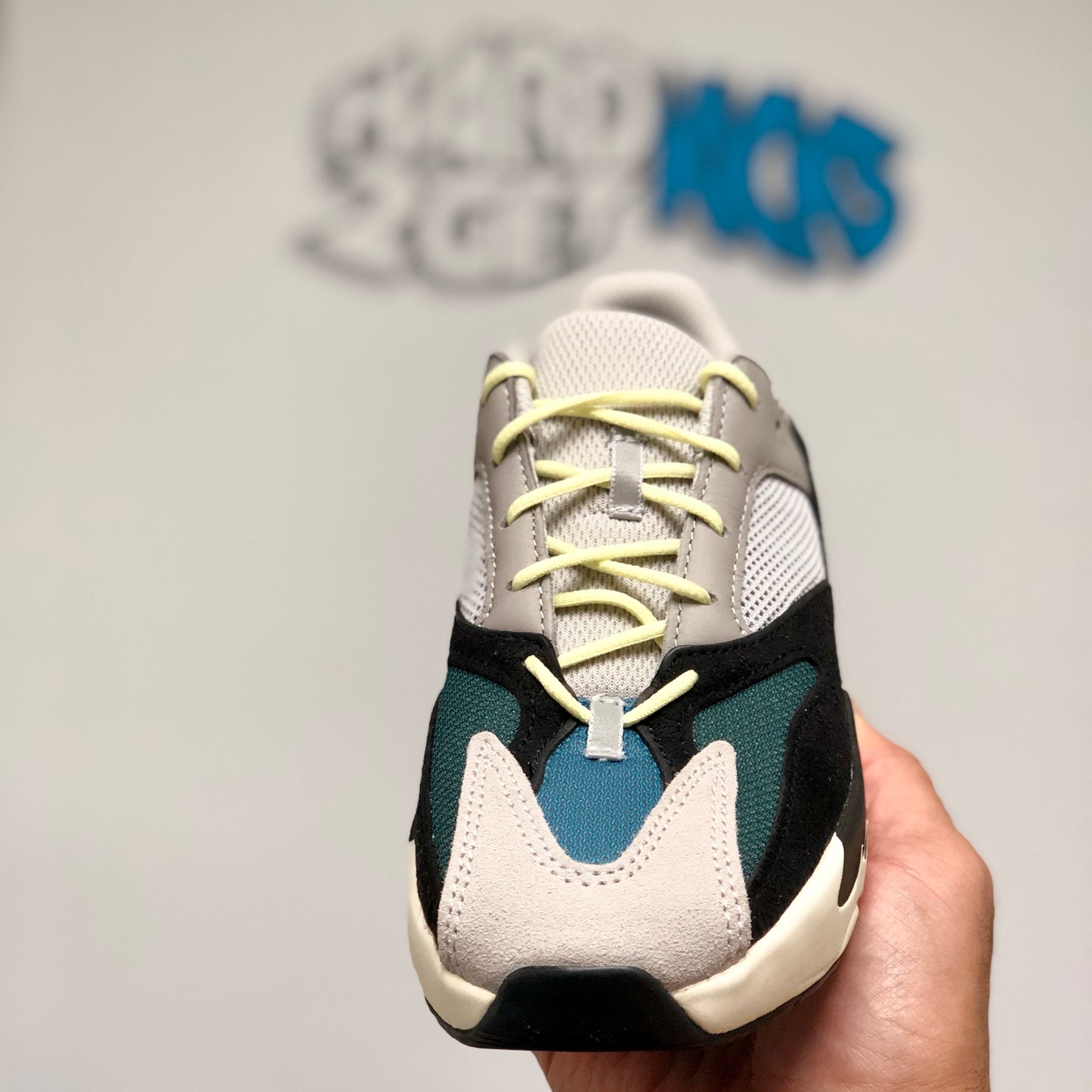 Yeezy Boost 700 Kids - Wave Runner