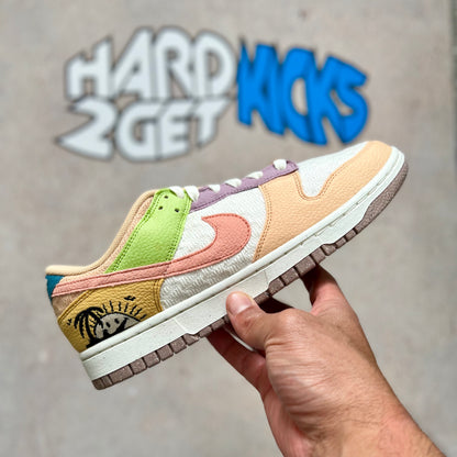 Wmns Nike Dunk Low SE - Sun Club Multi