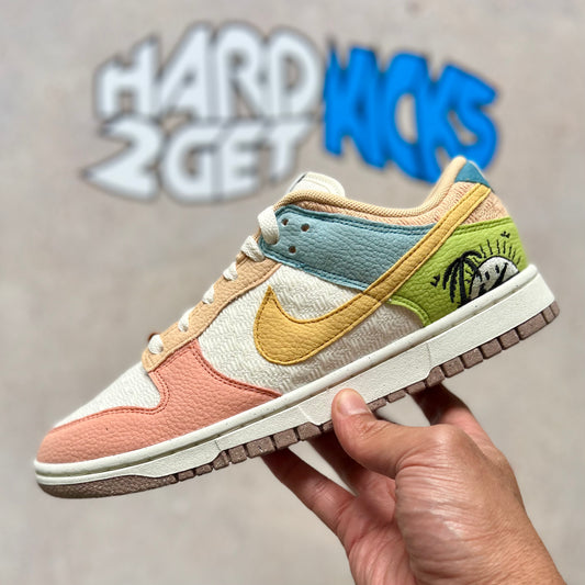 Wmns Nike Dunk Low SE - Sun Club Multi