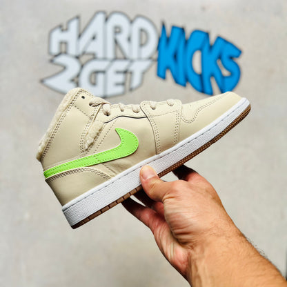 Air Jordan 1 Mid Utility GS - Fleece Pearl White
