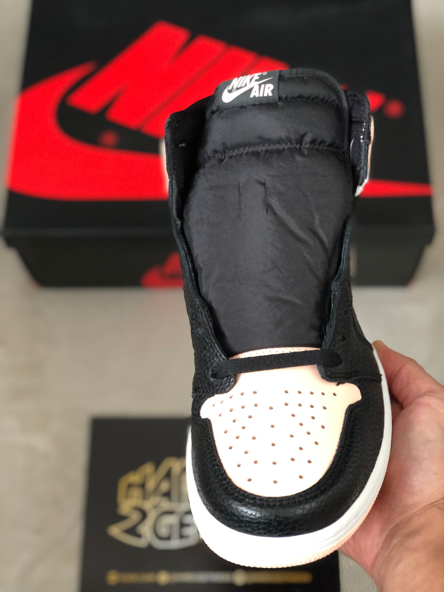 Air Jordan 1 Retro High OG - Crimson Tint