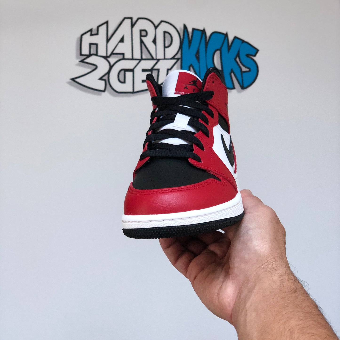 Air Jordan 1 Mid GS - Chicago Black Toe