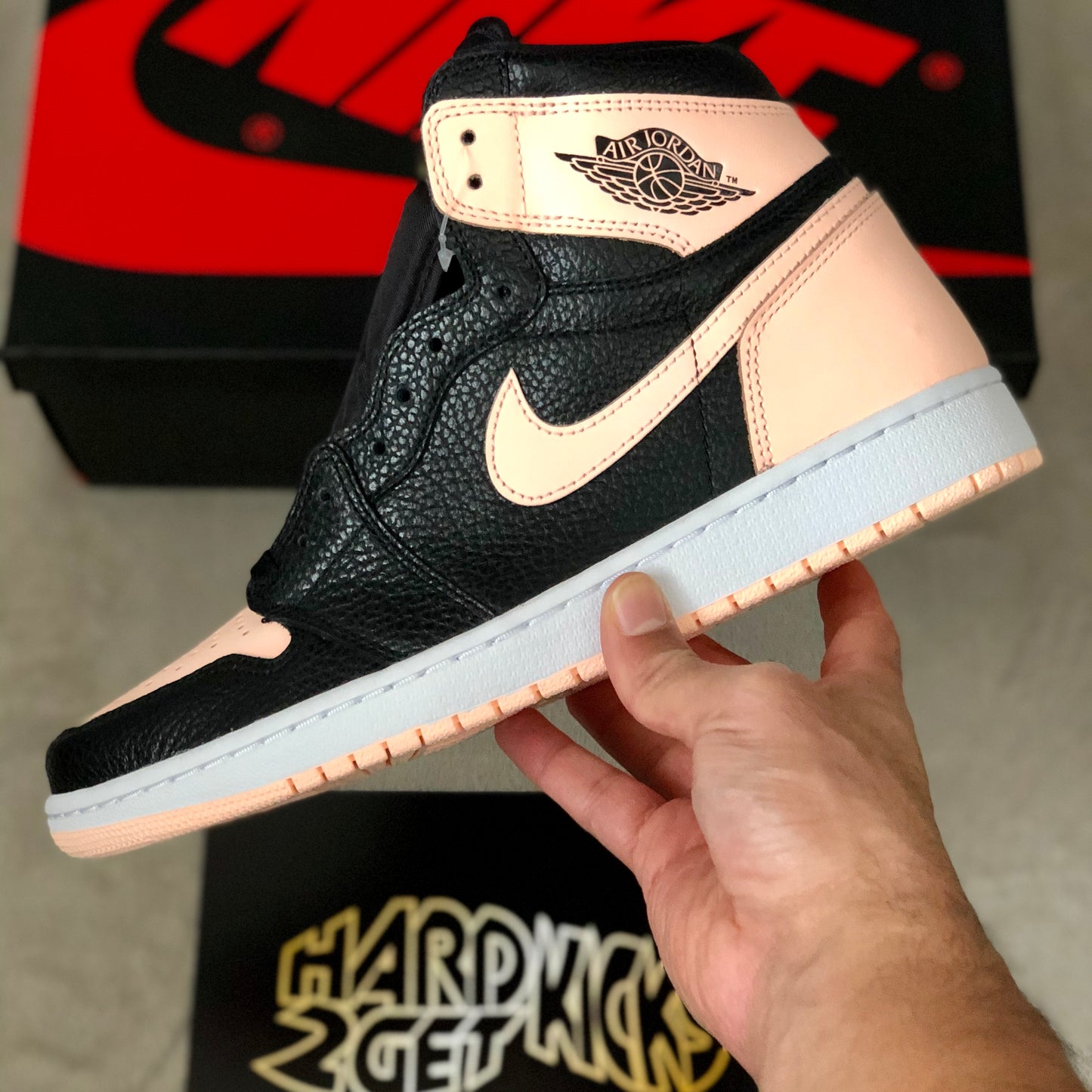 Air Jordan 1 Retro High OG - Crimson Tint