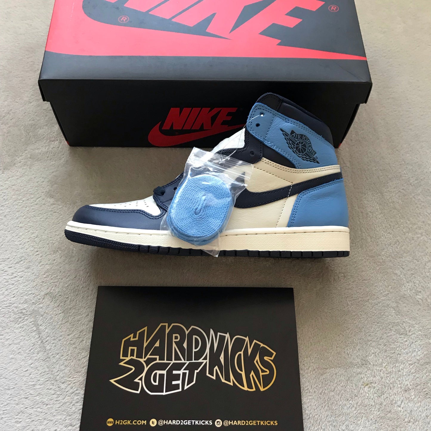 Air Jordan 1 Retro High OG - Obsidian